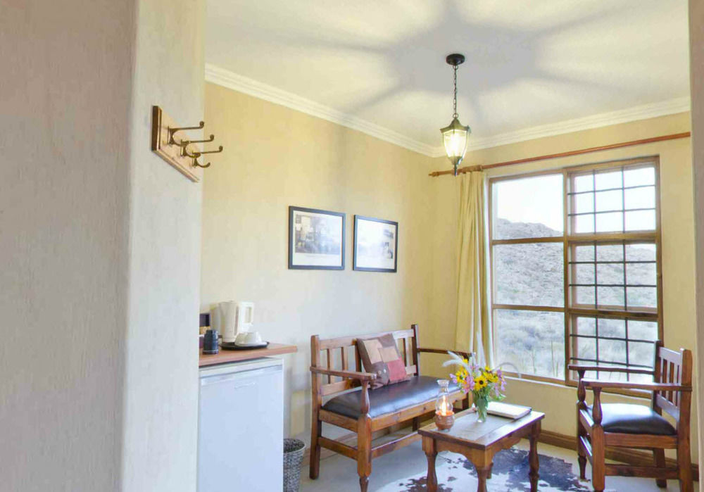 Klein-Aus Vista Desert Horse Inn Екстер'єр фото
