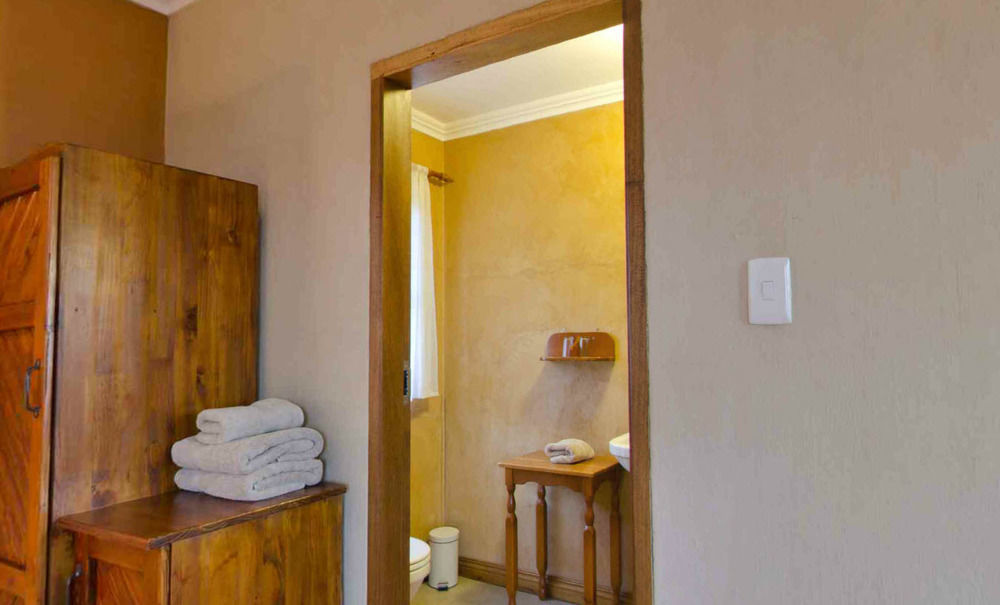 Klein-Aus Vista Desert Horse Inn Екстер'єр фото